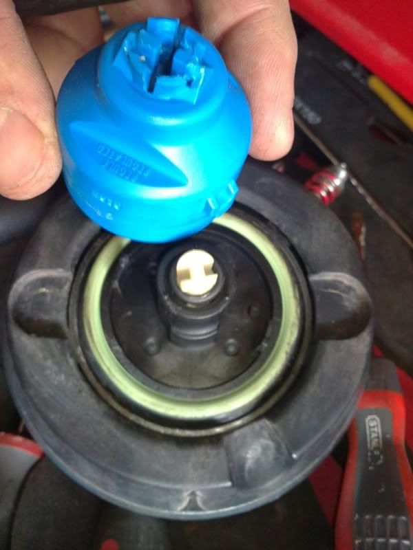 MGF & MG TF Owners Forum Fuel filler cap How to Change the Lock